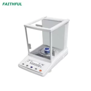 BALANCE ANALYTIQUE 220/0.1MG (étalonnage externe). / FA2204